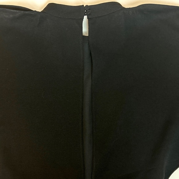 Finders Keepers Black Cocktail Dress w Split Cape Sleeves Sz S - Picture 8 of 8